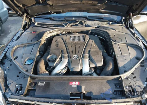 2015 Mercedes-Benz S 550 4Matic z USA, uszkodzony, nr VIN WDDUG8FB0FA163664